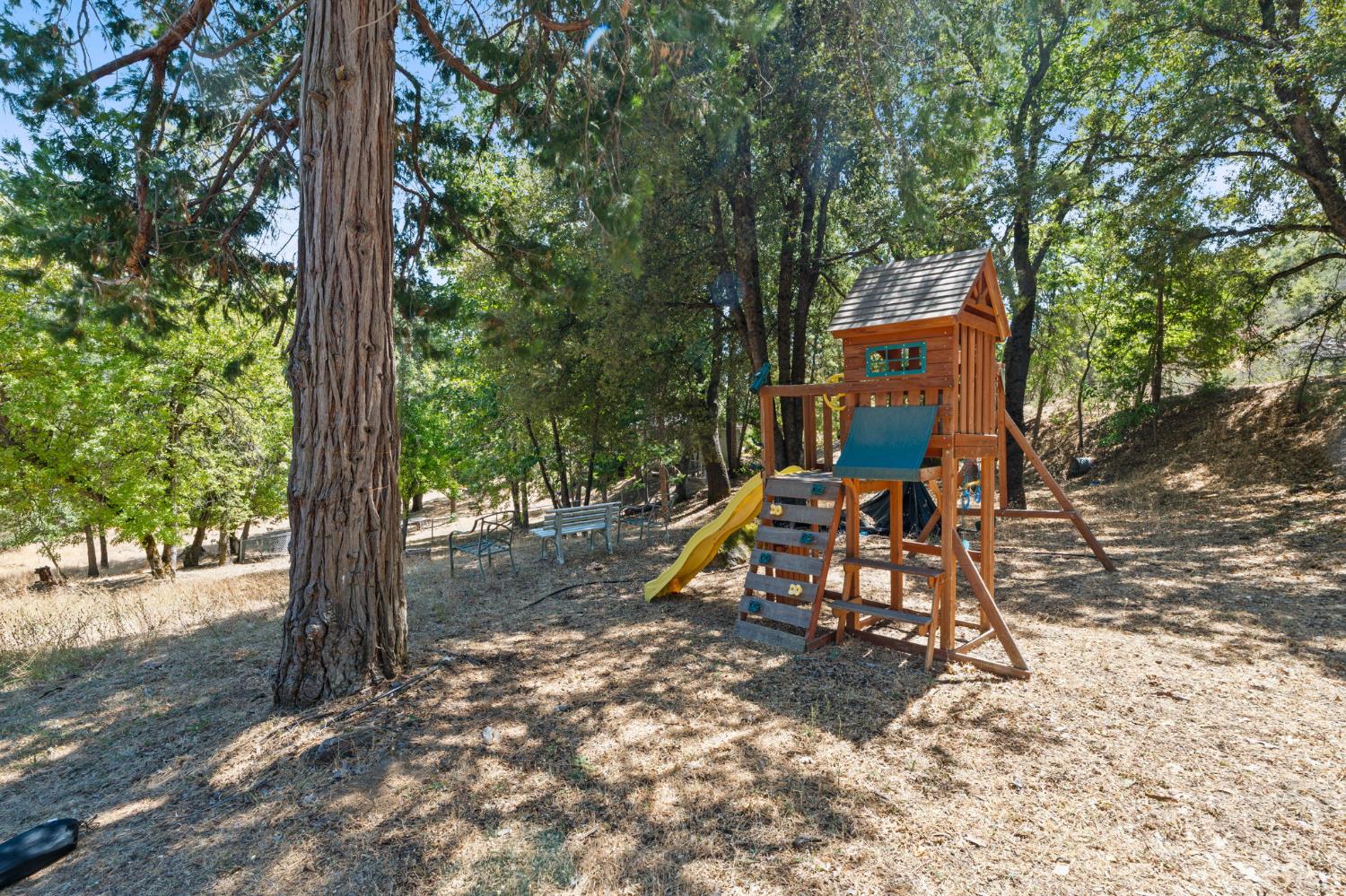 5570 Grayling Rd, Mariposa, CA 95338