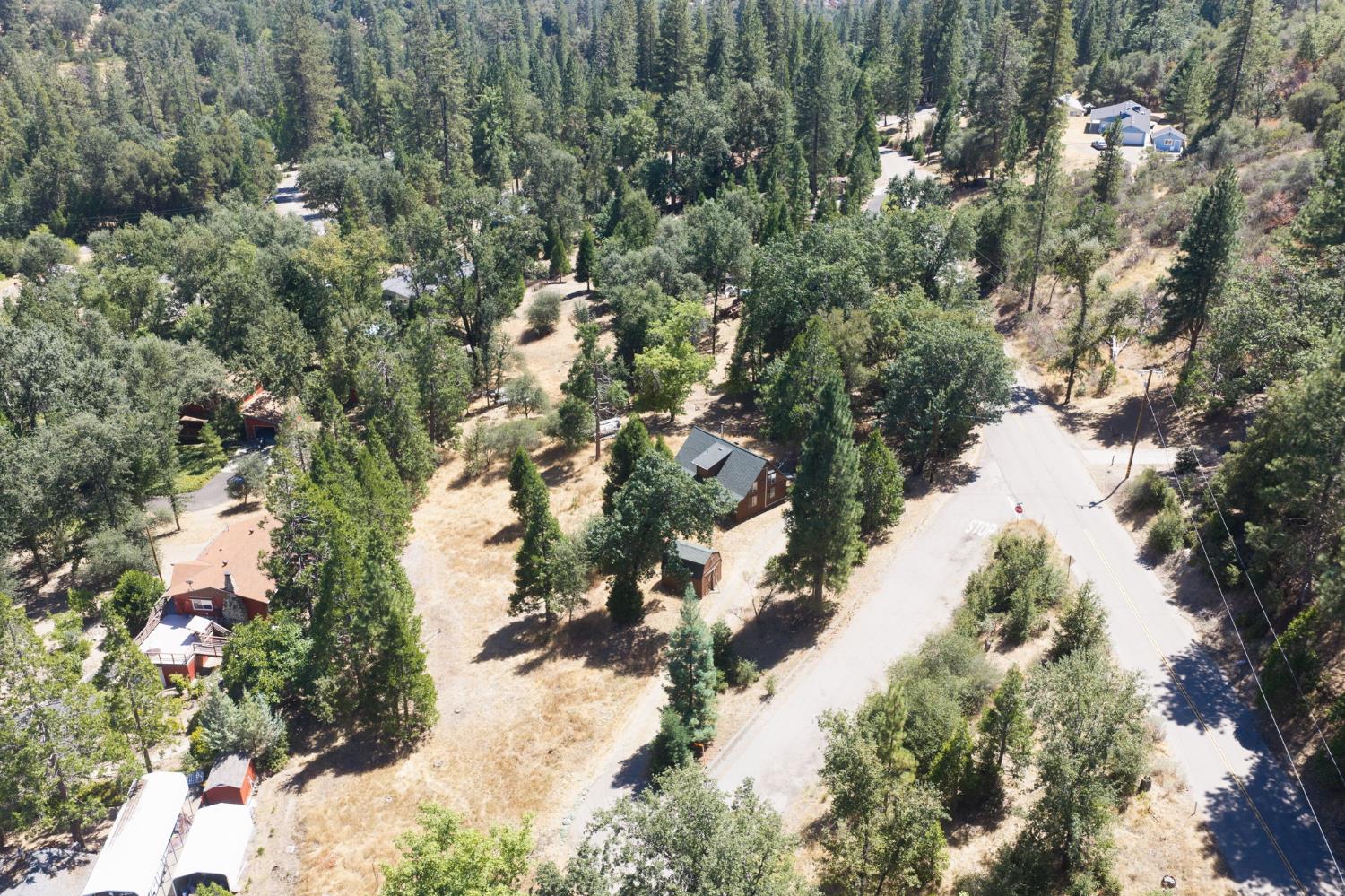 5570 Grayling Rd, Mariposa, CA 95338