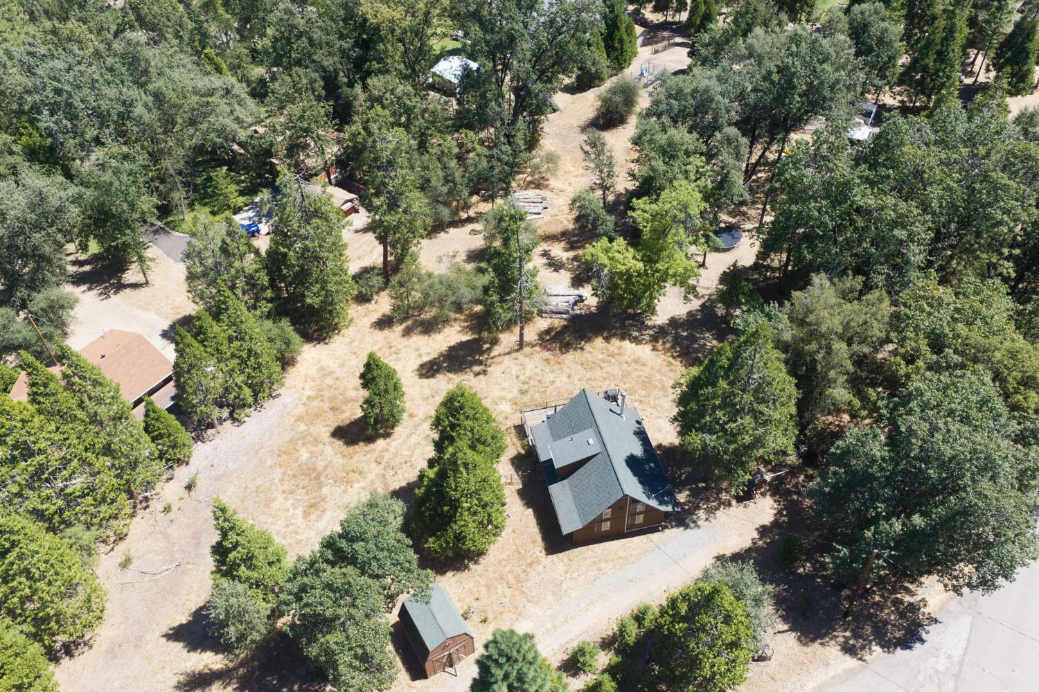 5570 Grayling Rd, Mariposa, CA 95338