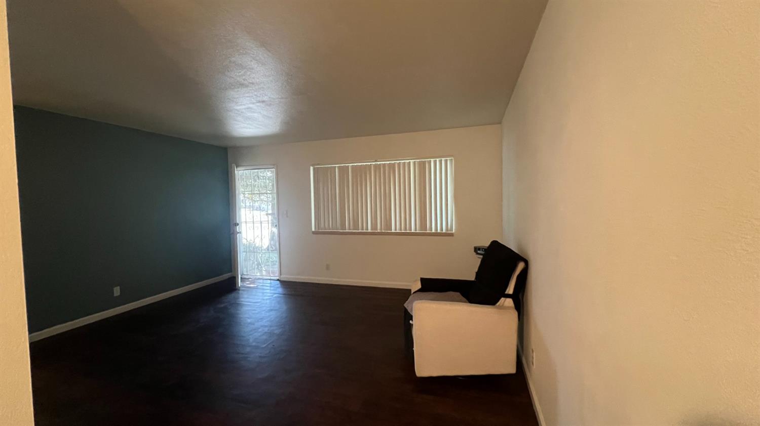 4045 N Millbrook Ave, Fresno, CA 93726