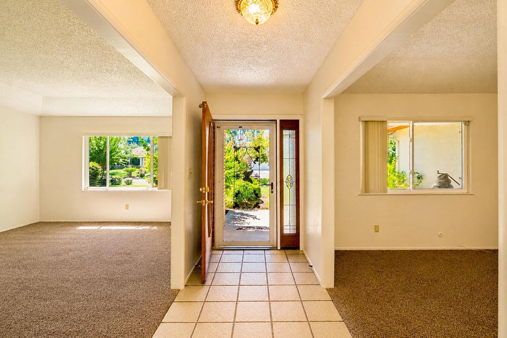 6308 N Lead Ave, Fresno, CA 93711