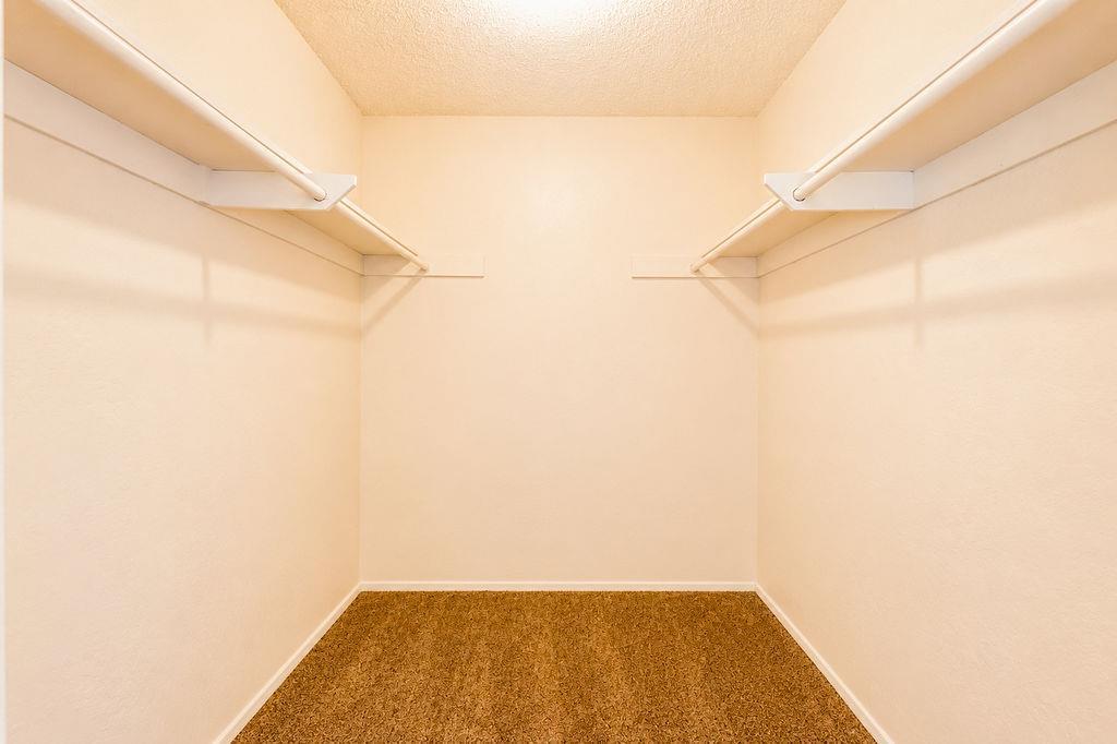 6308 N Lead Ave, Fresno, CA 93711