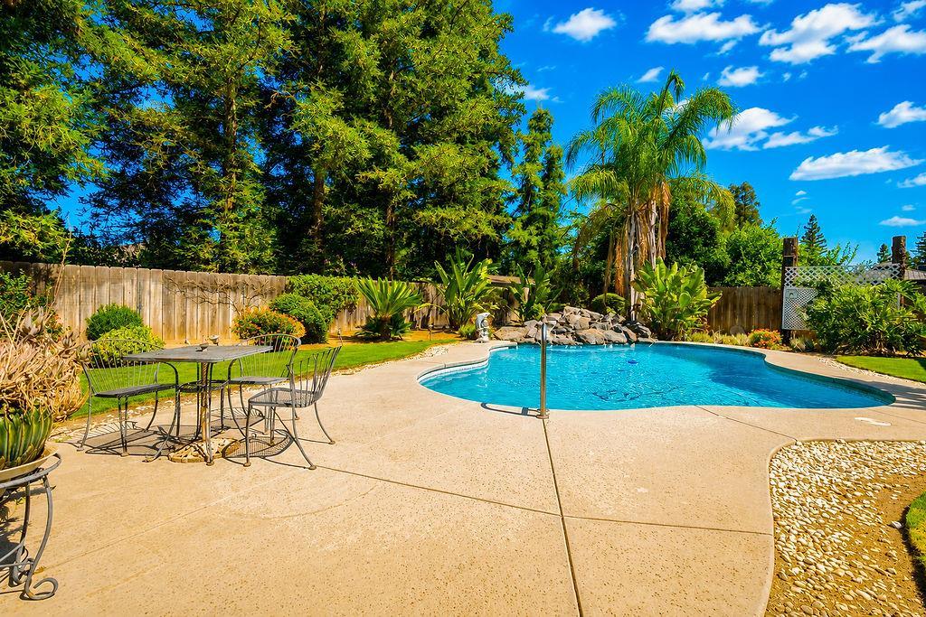 6308 N Lead Ave, Fresno, CA 93711