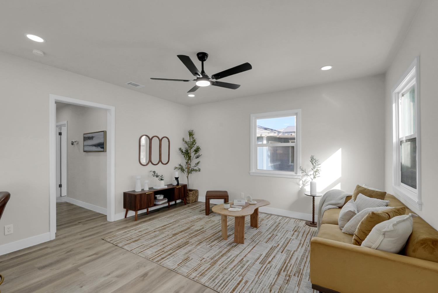 1338 P St, Firebaugh, CA 93622