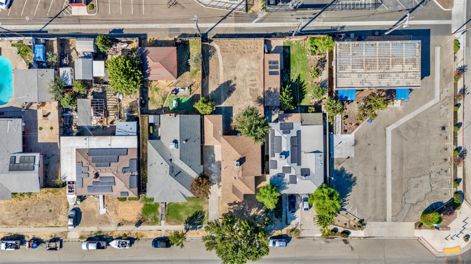 1338 P St, Firebaugh, CA 93622