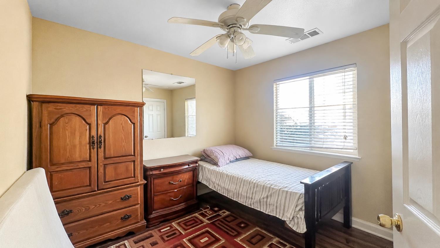 3004 Northhill St, Selma, CA 93662