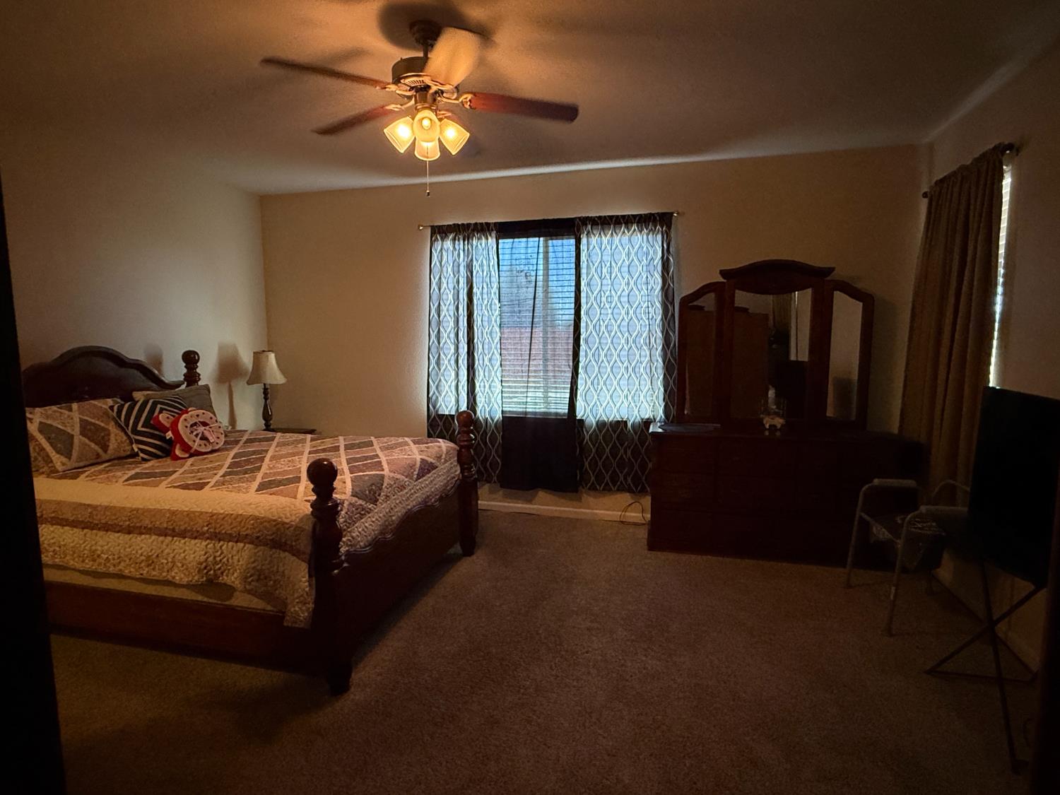 920 Travertine Way, Atwater, CA 95301