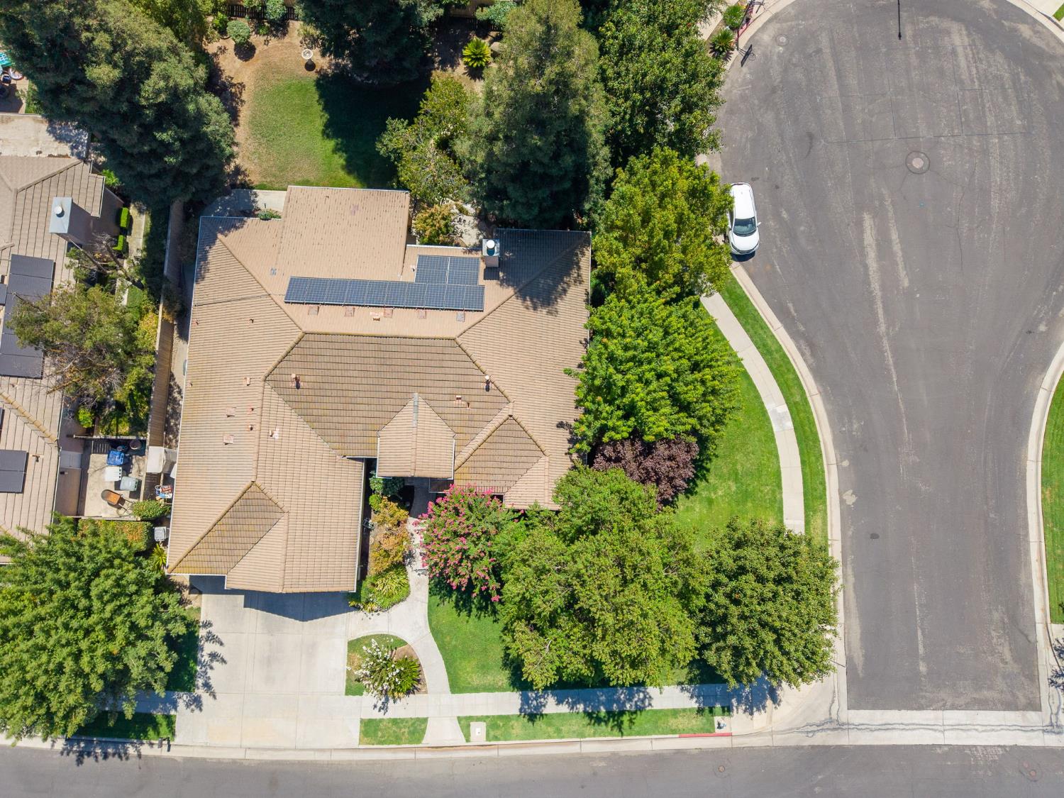 524 W Muncie, Clovis, CA 93619