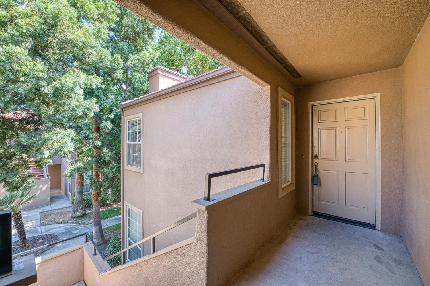 8147 N Cedar Ave #210, Fresno, CA 93720