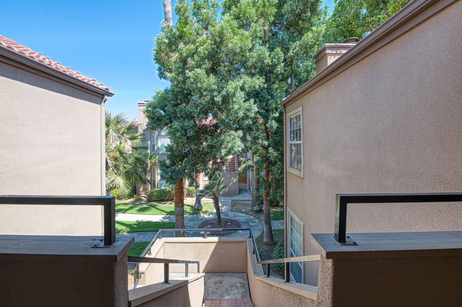 8147 N Cedar Ave #210, Fresno, CA 93720