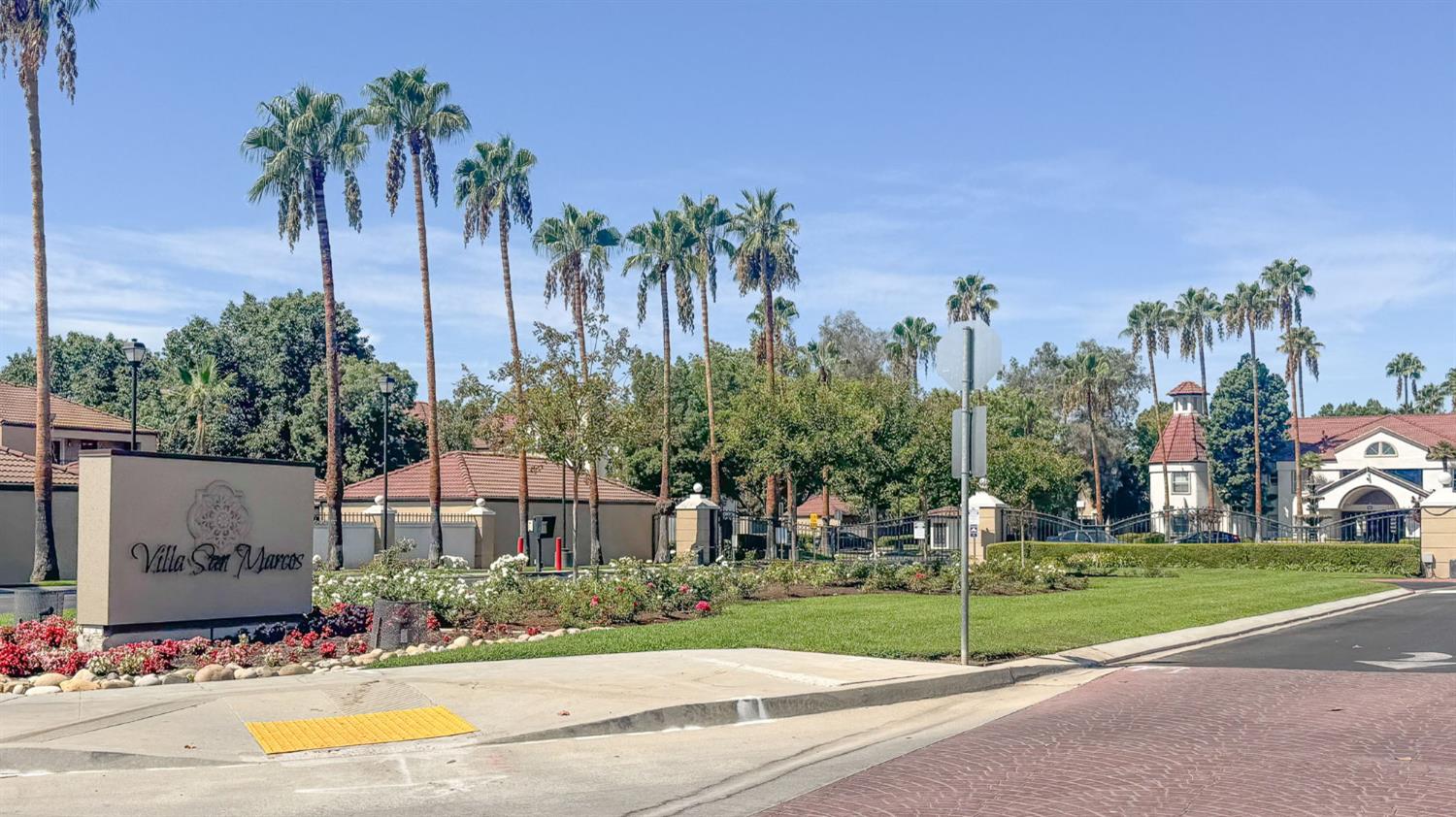 8147 N Cedar Ave #210, Fresno, CA 93720