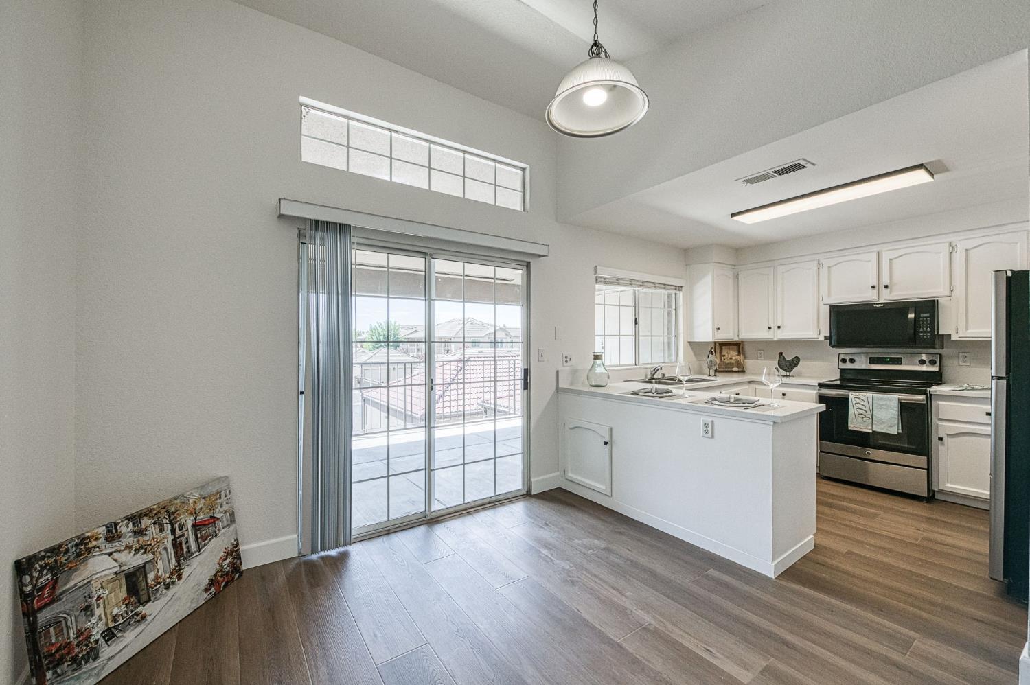 8147 N Cedar Ave #210, Fresno, CA 93720