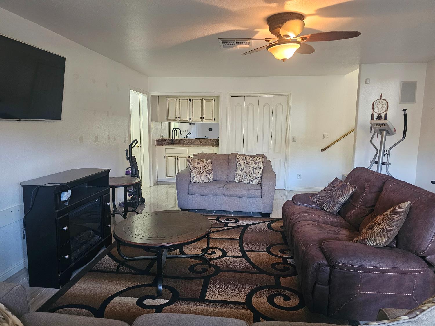 3149 Tragon St, Madera, CA 93637