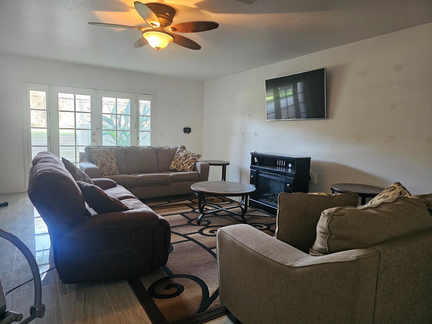 3149 Tragon St, Madera, CA 93637