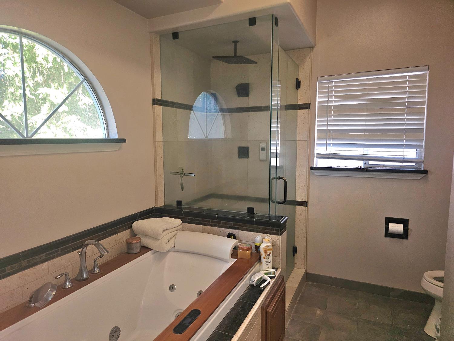 3149 Tragon St, Madera, CA 93637