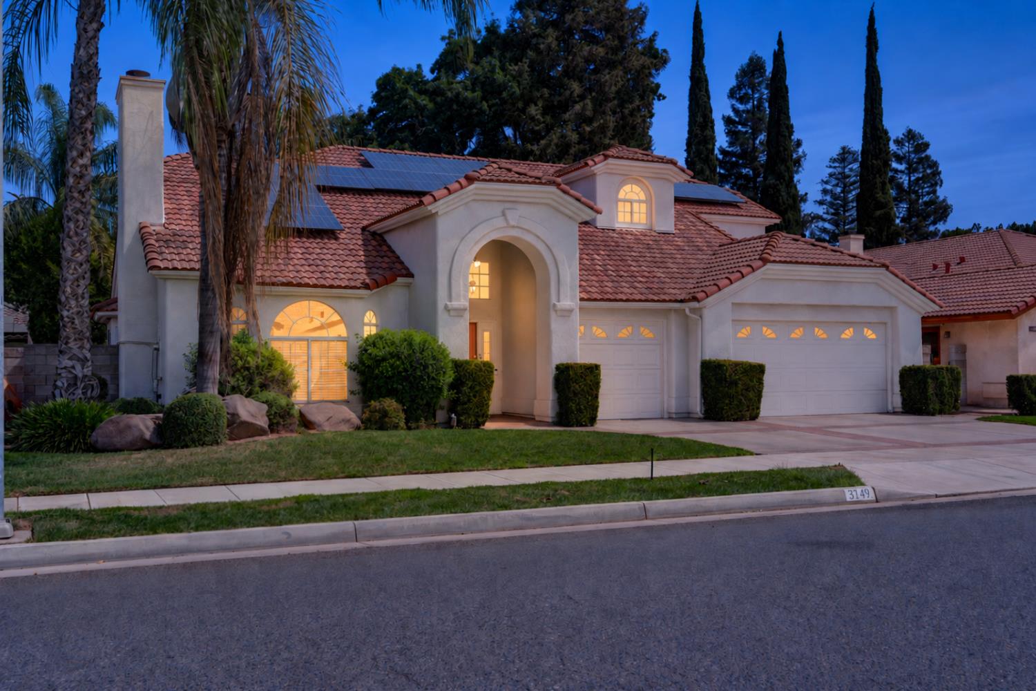 3149 Tragon St, Madera, CA 93637