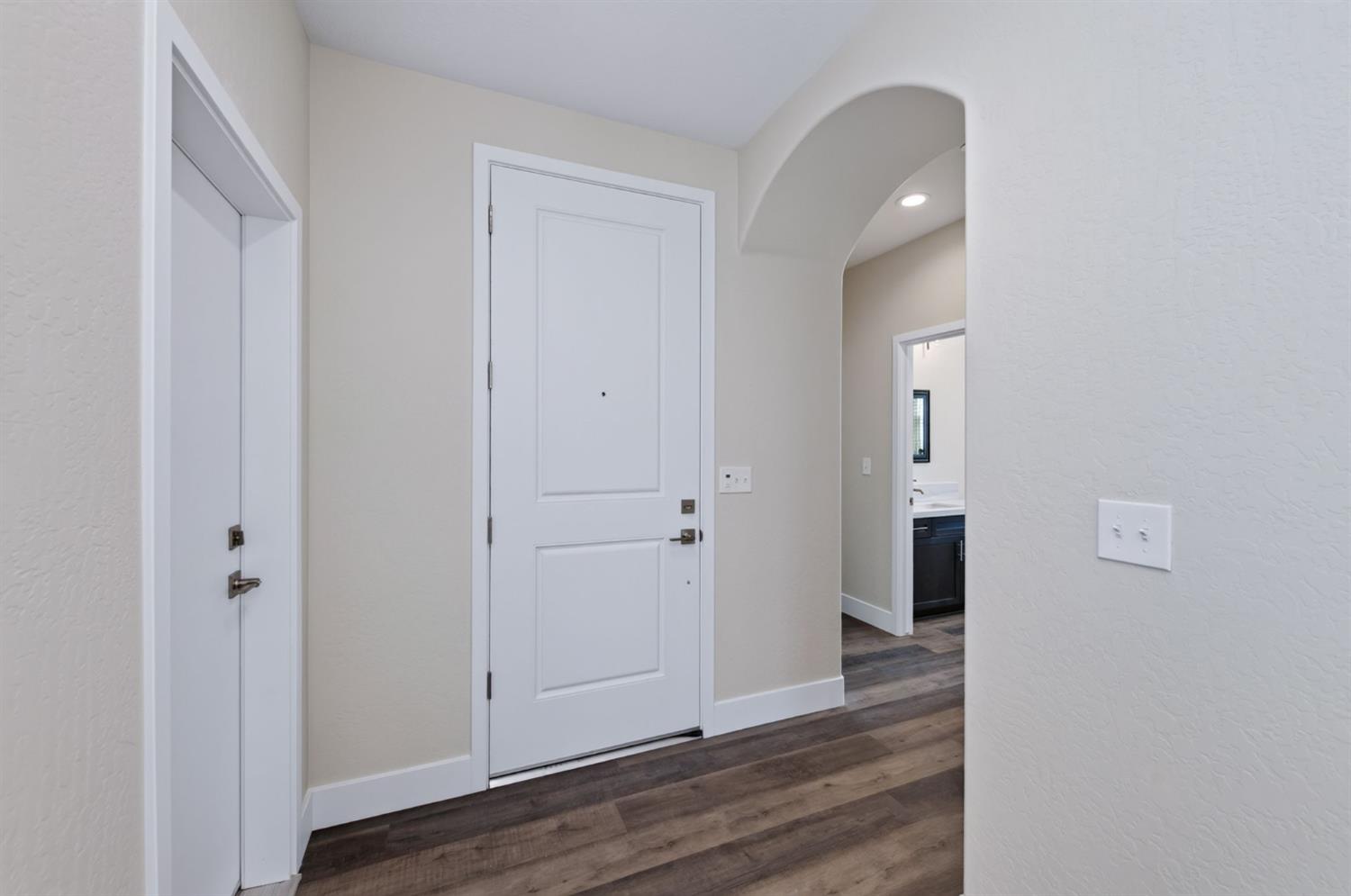 16153 W Sunset Avenue, Kerman, CA 93630