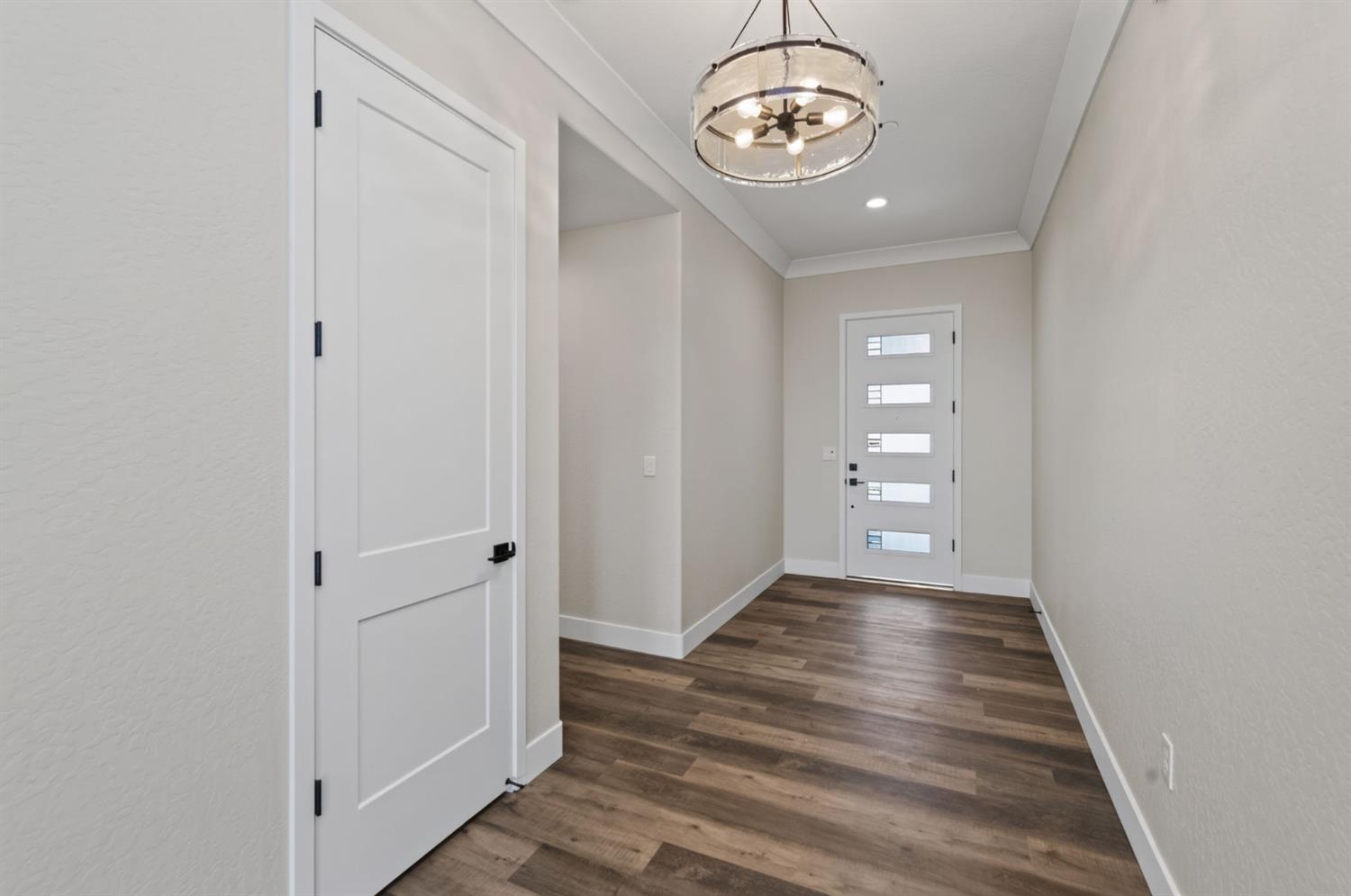 429 S Barcus Avenue, Kerman, CA 93630