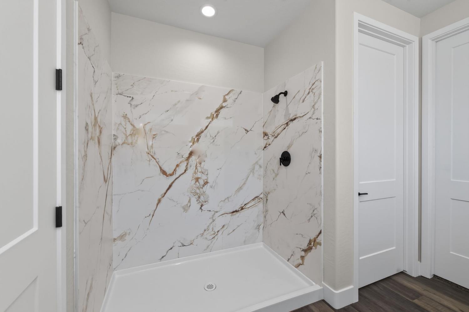 429 S Barcus Avenue, Kerman, CA 93630