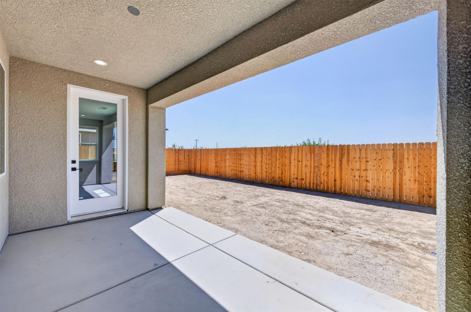 429 S Barcus Avenue, Kerman, CA 93630