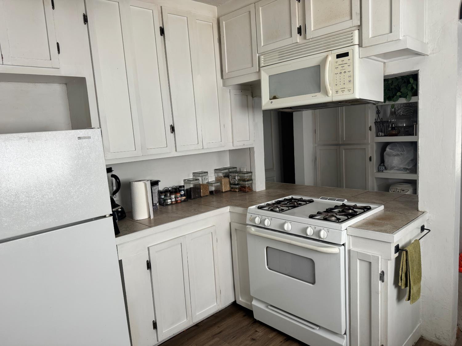 5528 S Elm Ave, Fresno, CA 93706