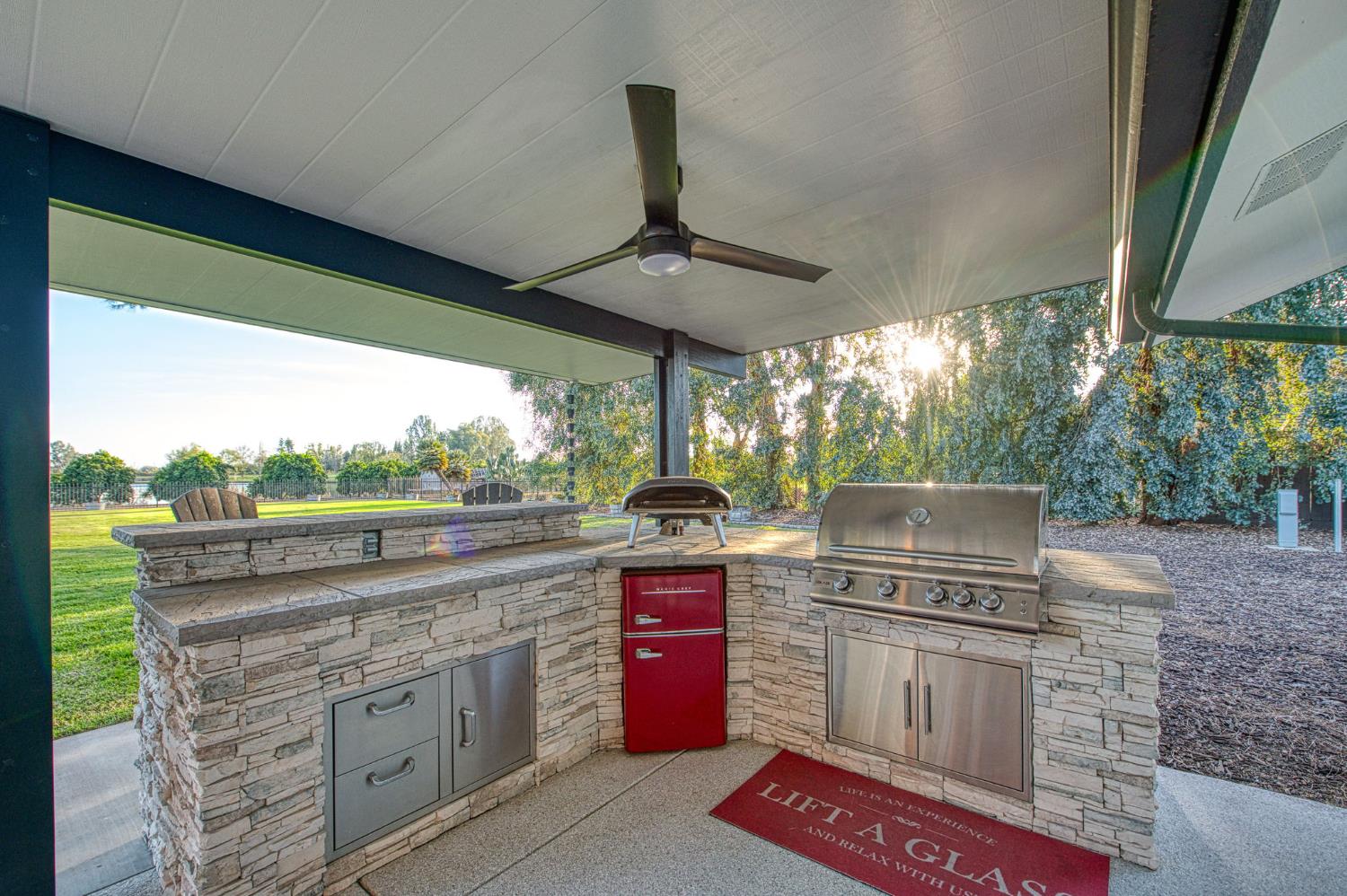 11735 E Santa Ana Ave, Clovis, CA 93619