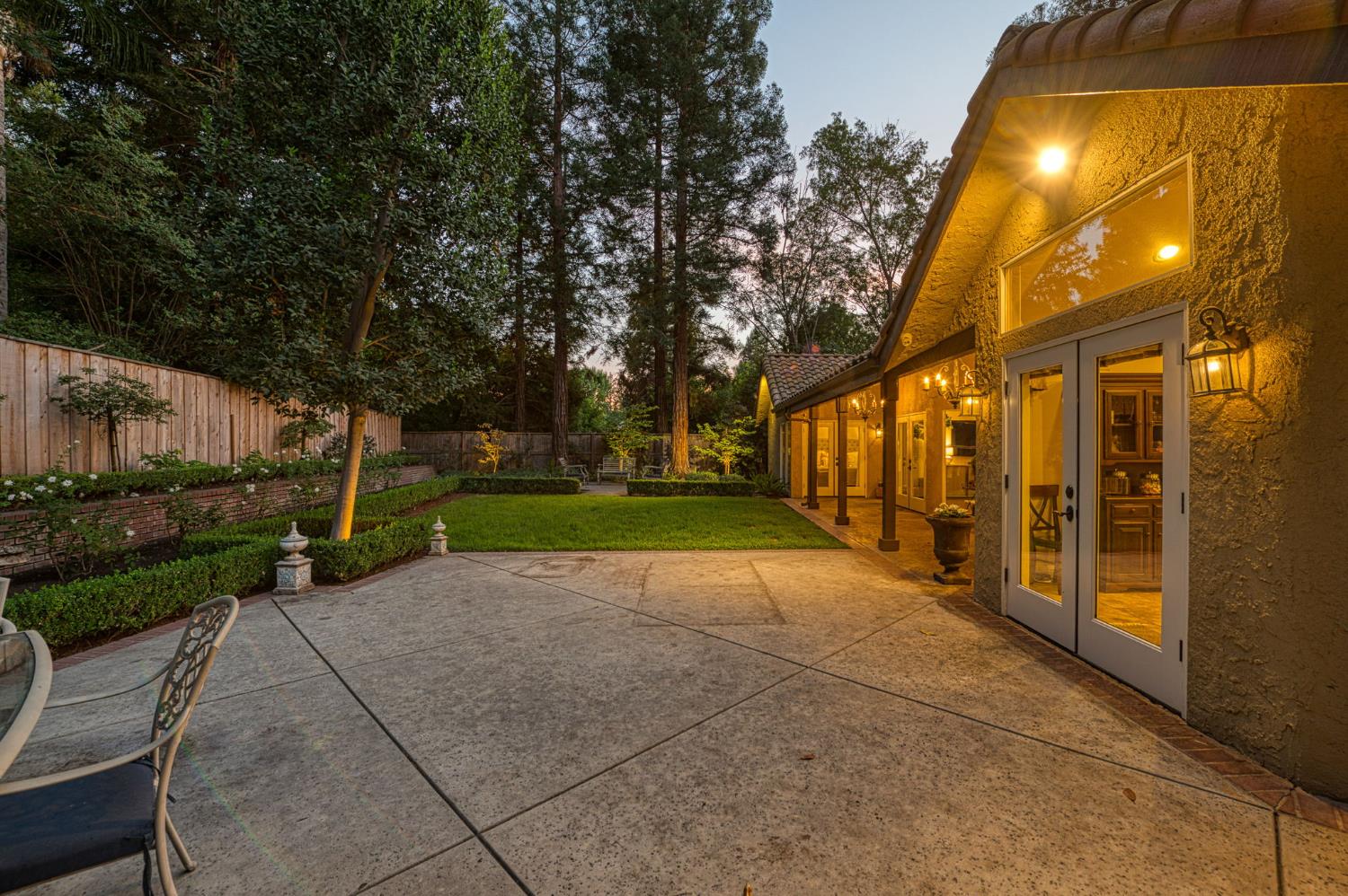 9212 N Maiden Ln, Fresno, CA 93720