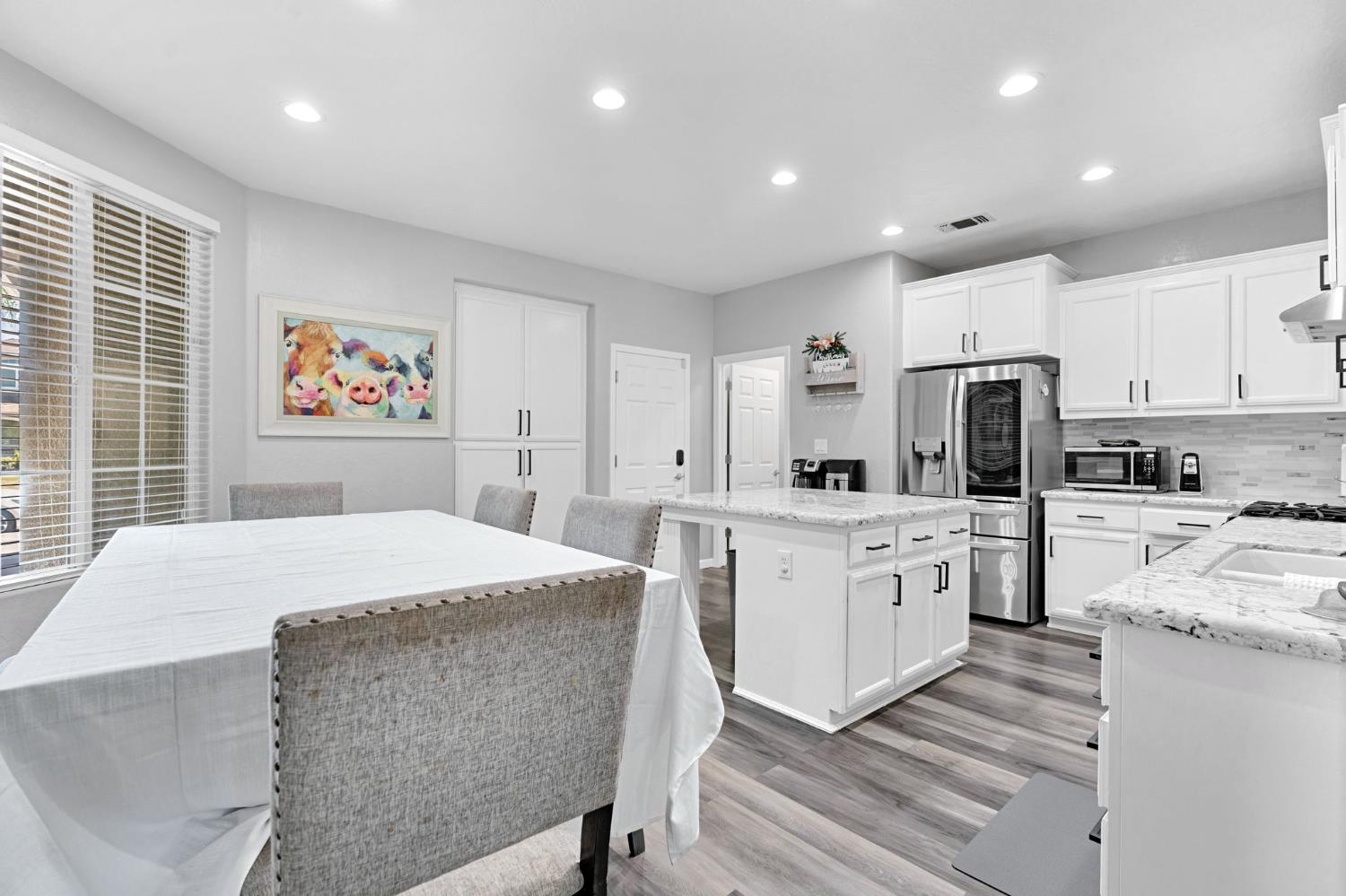 4638 W Oslin Ave, Fresno, CA 93722