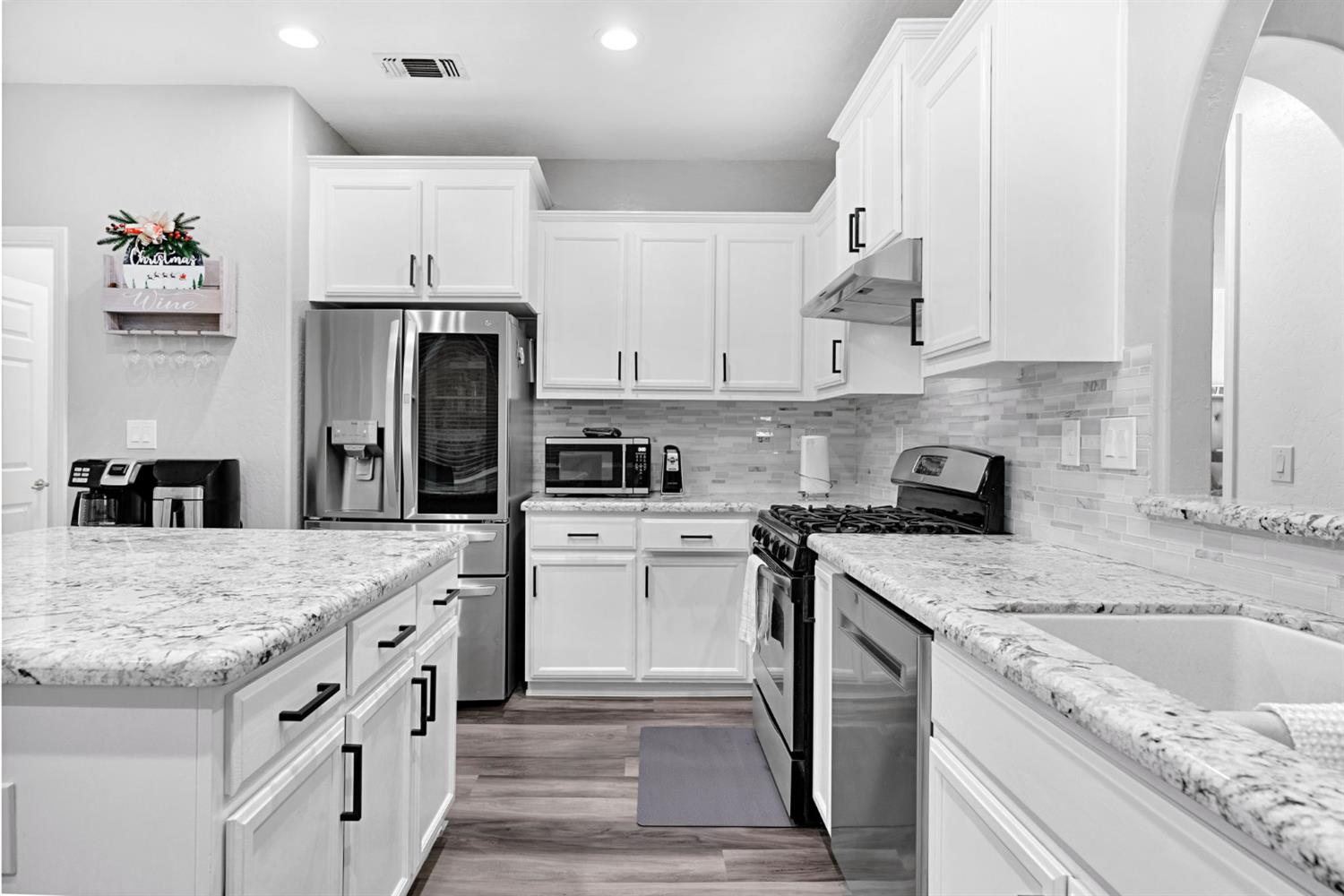 4638 W Oslin Ave, Fresno, CA 93722