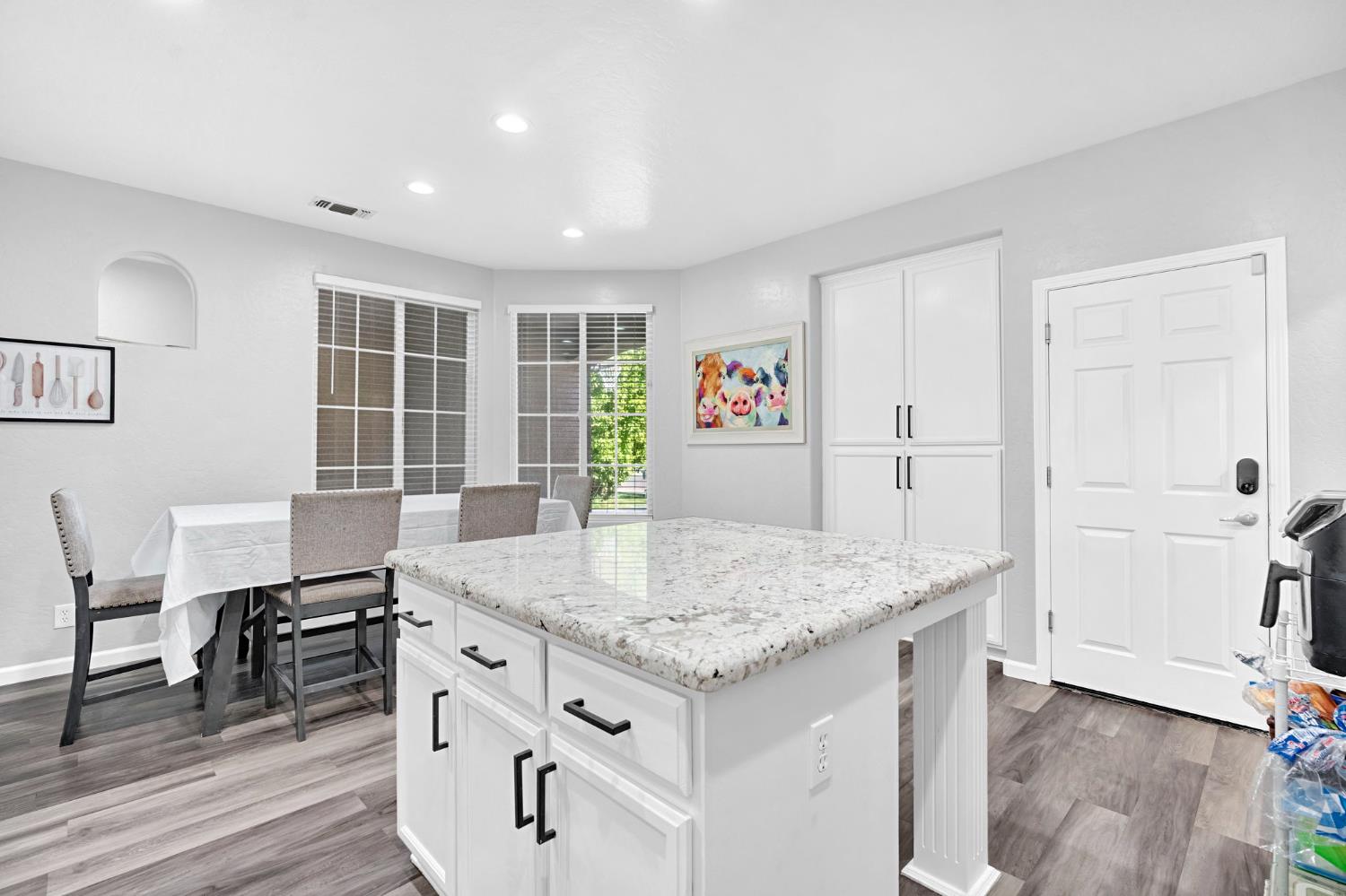 4638 W Oslin Ave, Fresno, CA 93722