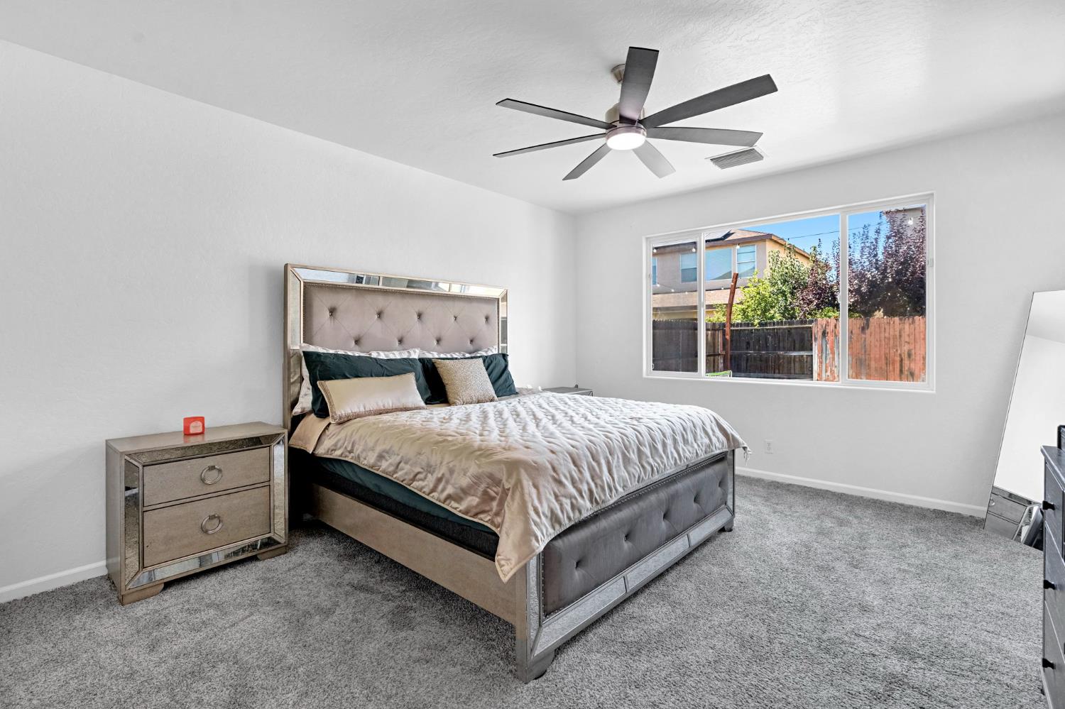 4638 W Oslin Ave, Fresno, CA 93722