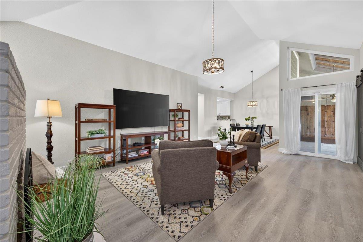 315 E Nees Ave #117, Fresno, CA 93720