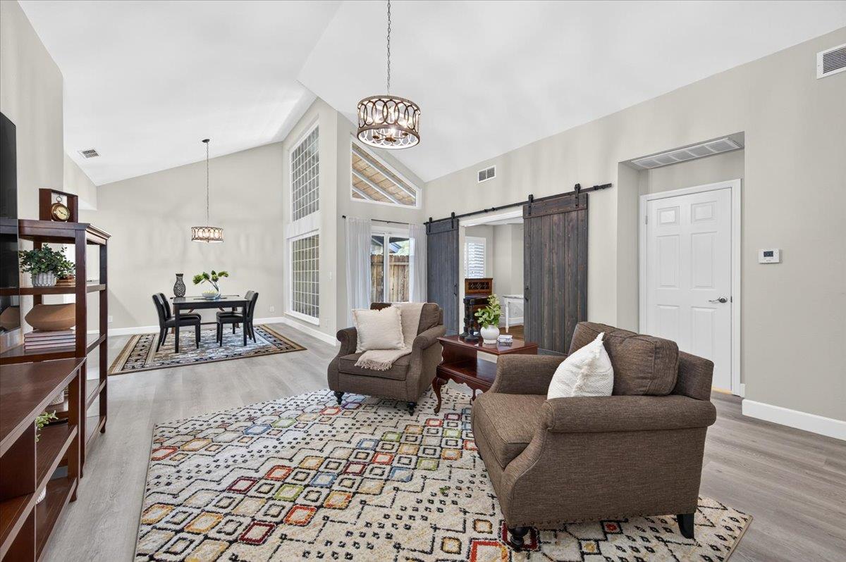 315 E Nees Ave #117, Fresno, CA 93720