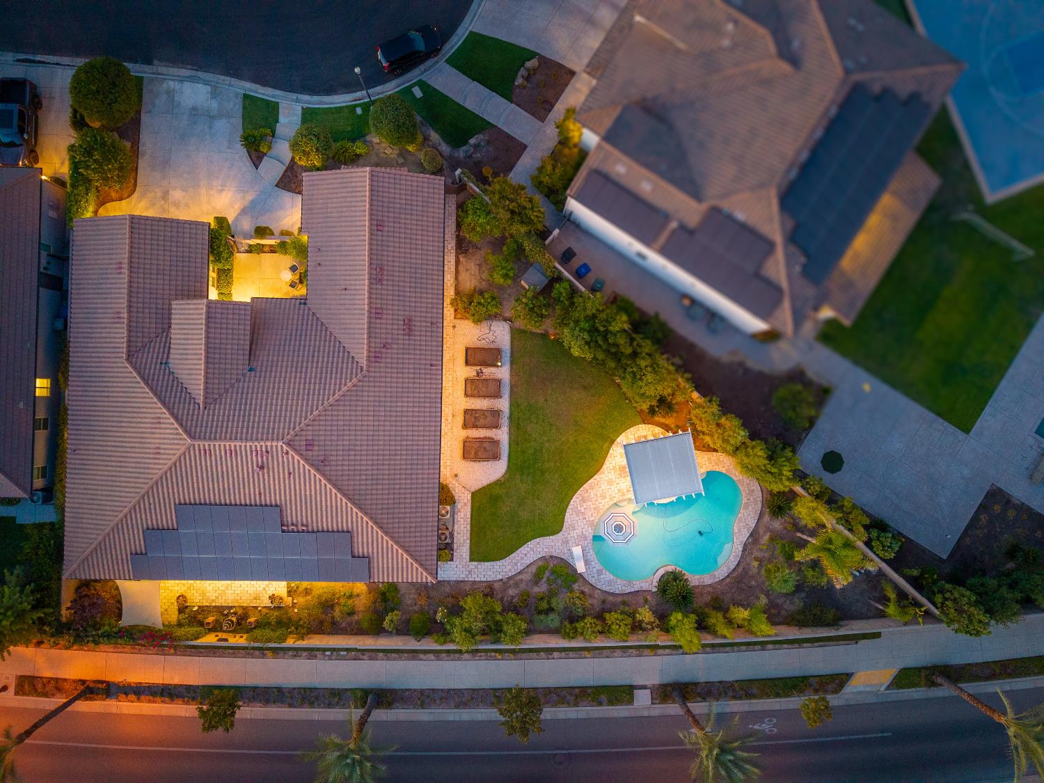 11853 N Ridgeway Dr, Fresno, CA 93730