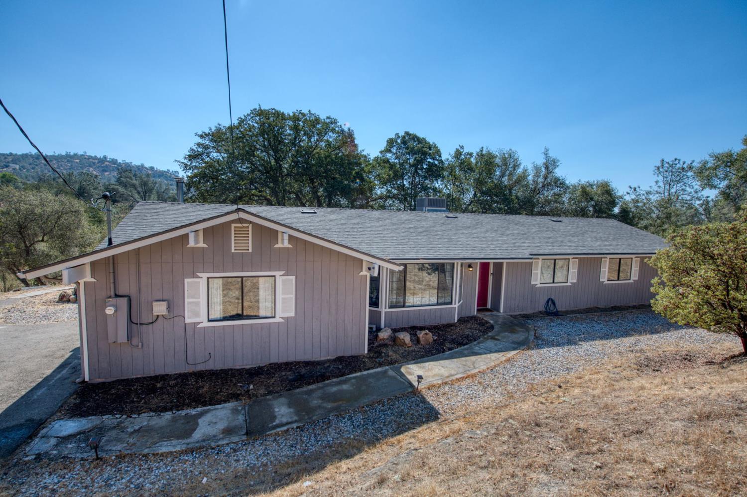 29703 Corral Ct S, Coarsegold, CA 93614