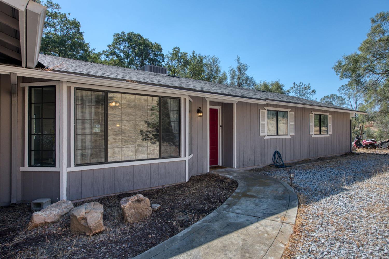 29703 Corral Ct S, Coarsegold, CA 93614
