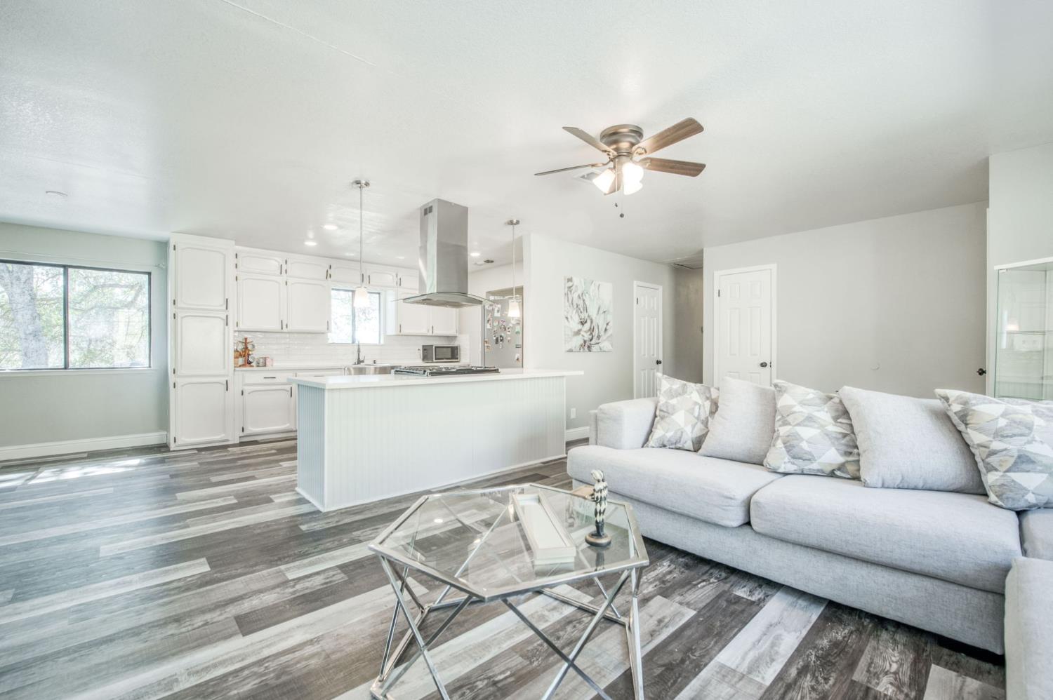 29703 Corral Ct S, Coarsegold, CA 93614