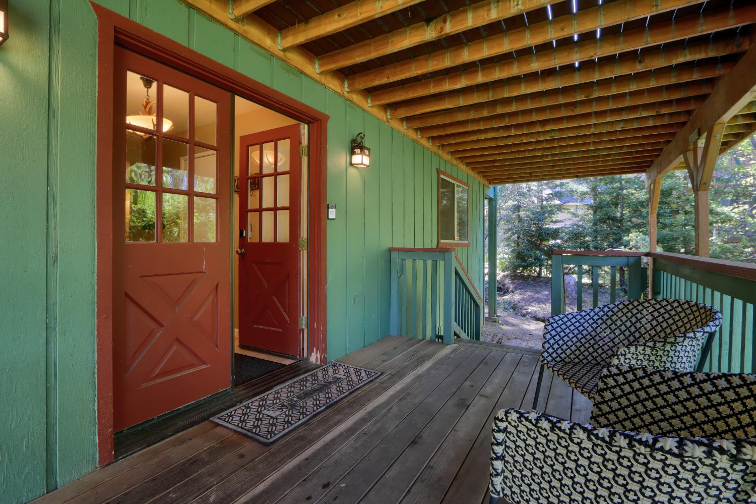39420 Manzanita Dr, Oakhurst, CA 93644
