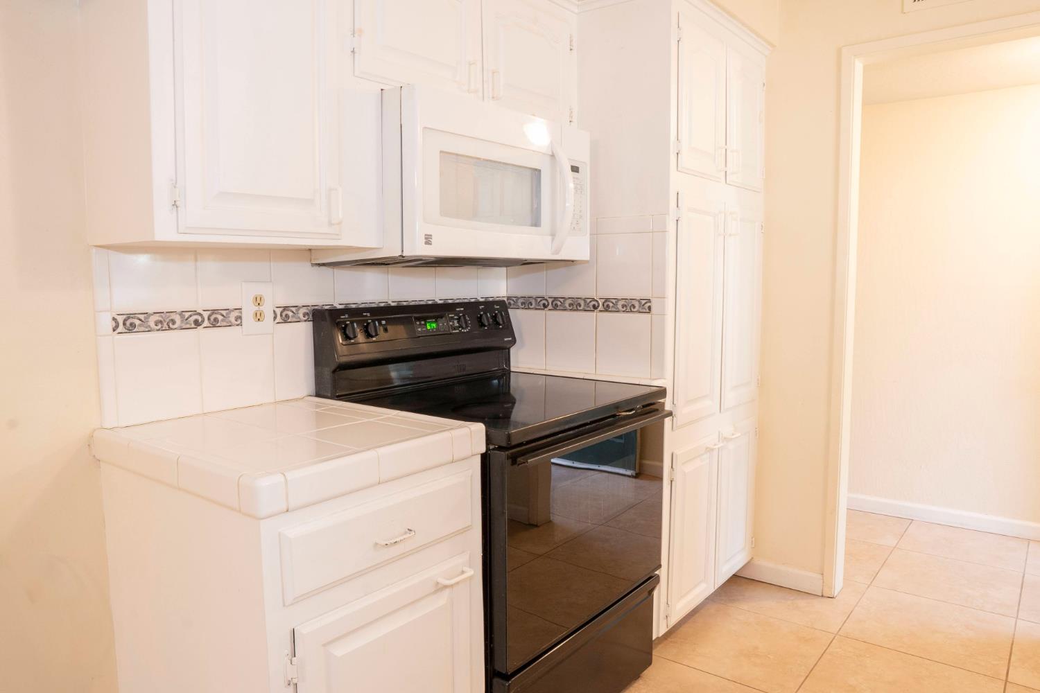 3513 W Mesa Ave, Fresno, CA 93711