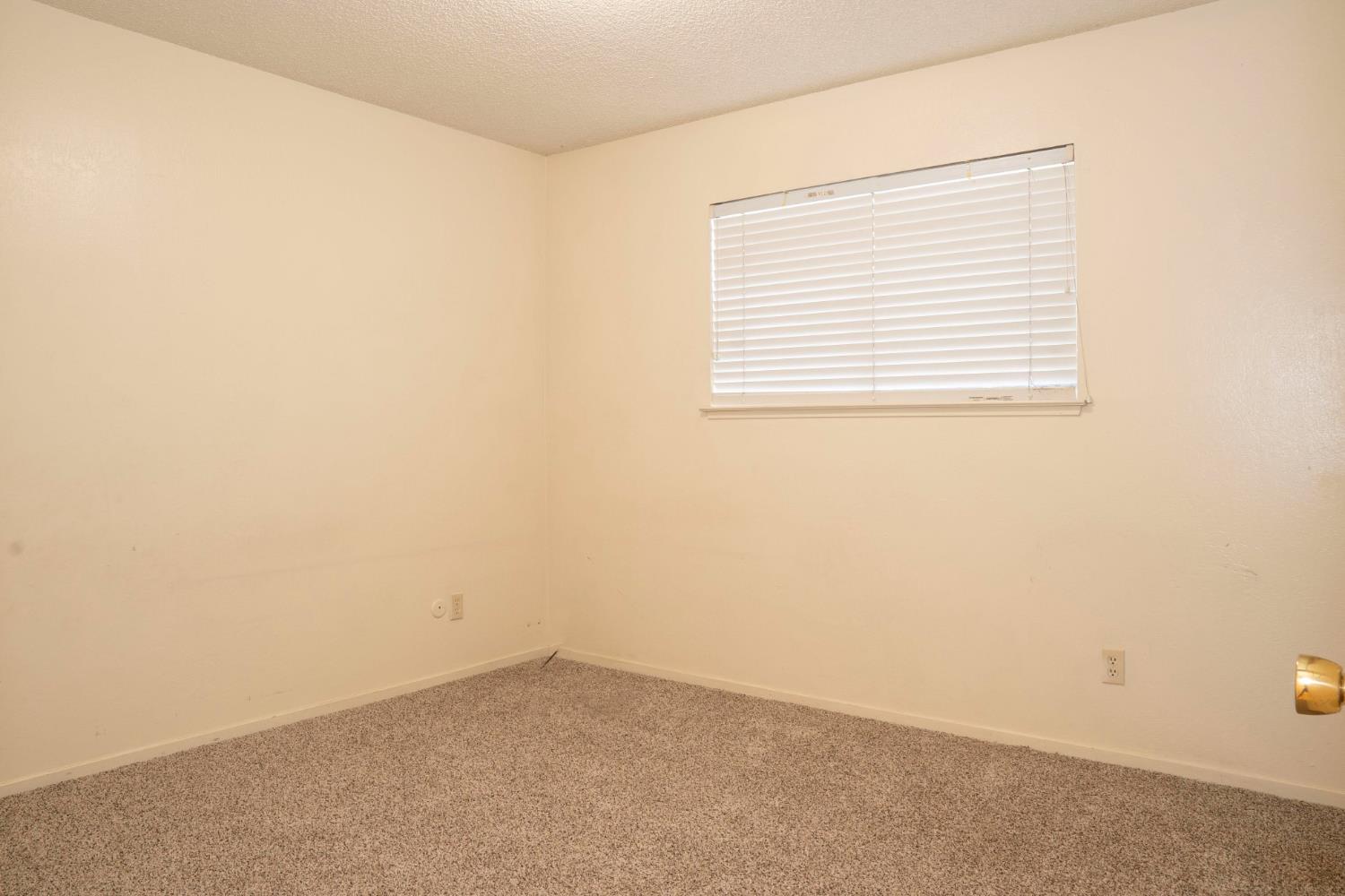 3513 W Mesa Ave, Fresno, CA 93711