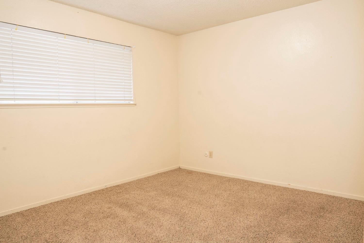 3513 W Mesa Ave, Fresno, CA 93711