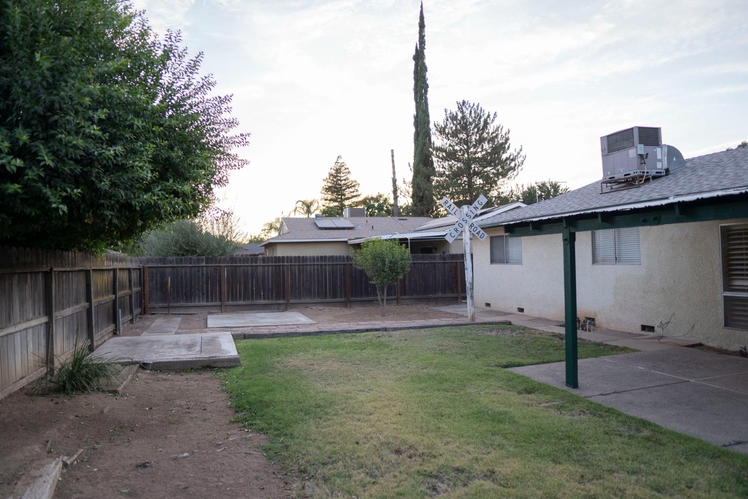 3513 W Mesa Ave, Fresno, CA 93711