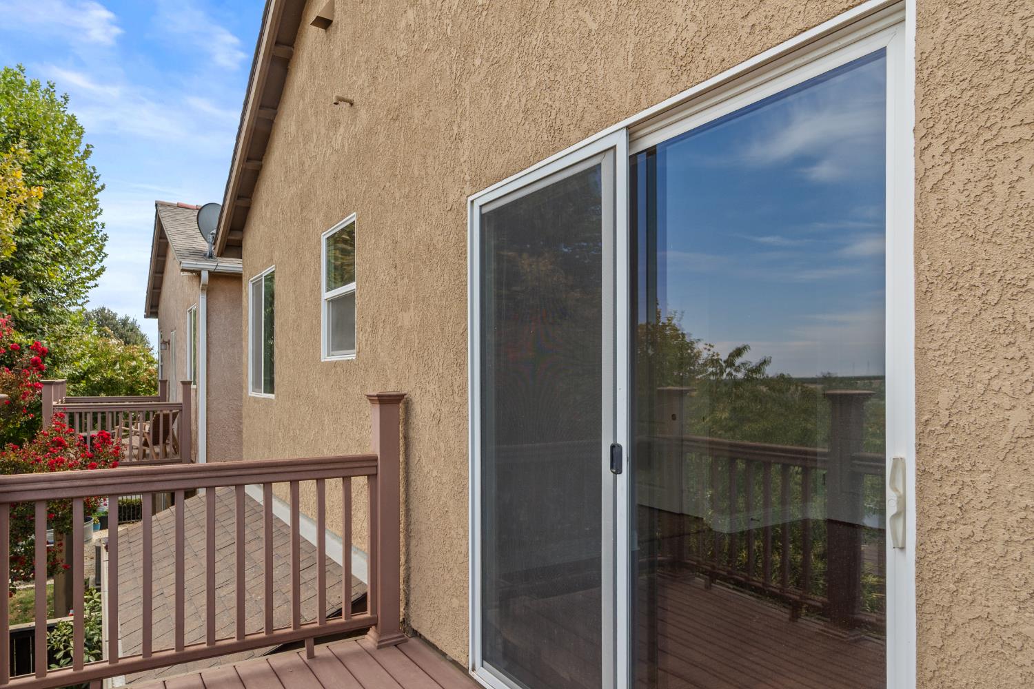 5284 W King Fisher Ln, Fresno, CA 93722
