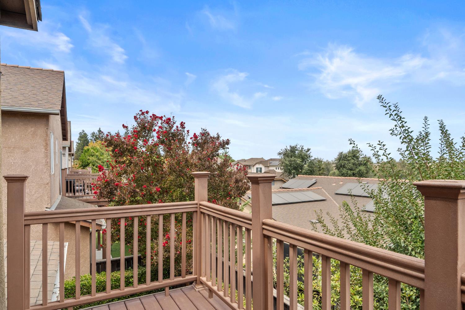 5284 W King Fisher Ln, Fresno, CA 93722