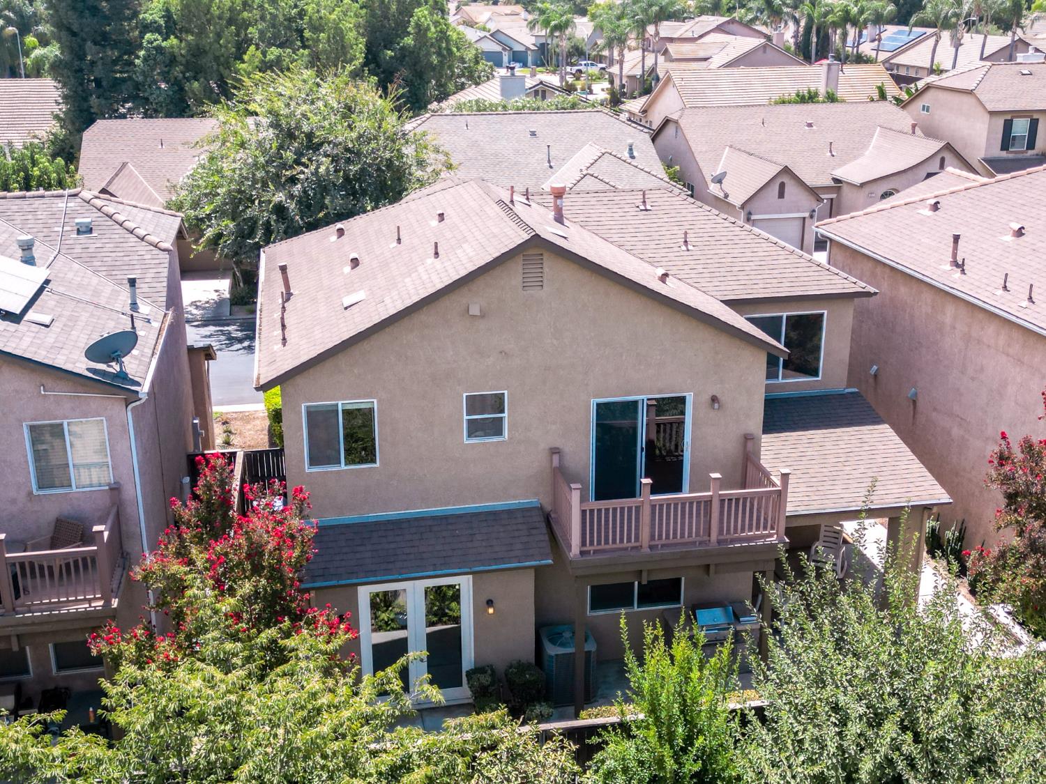 5284 W King Fisher Ln, Fresno, CA 93722