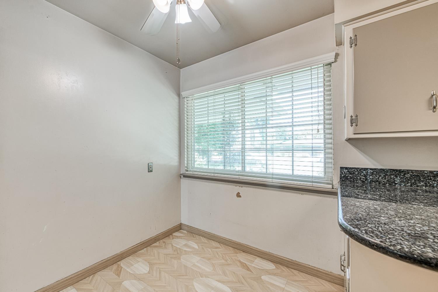1685 W San Ramon Ave, Fresno, CA 93711