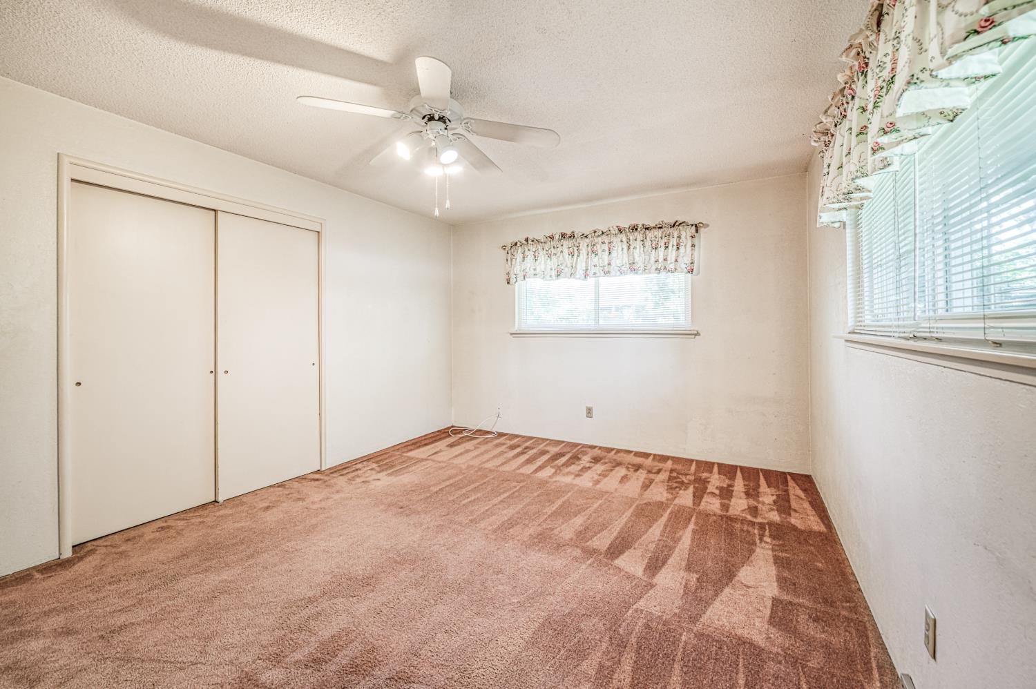 1685 W San Ramon Ave, Fresno, CA 93711