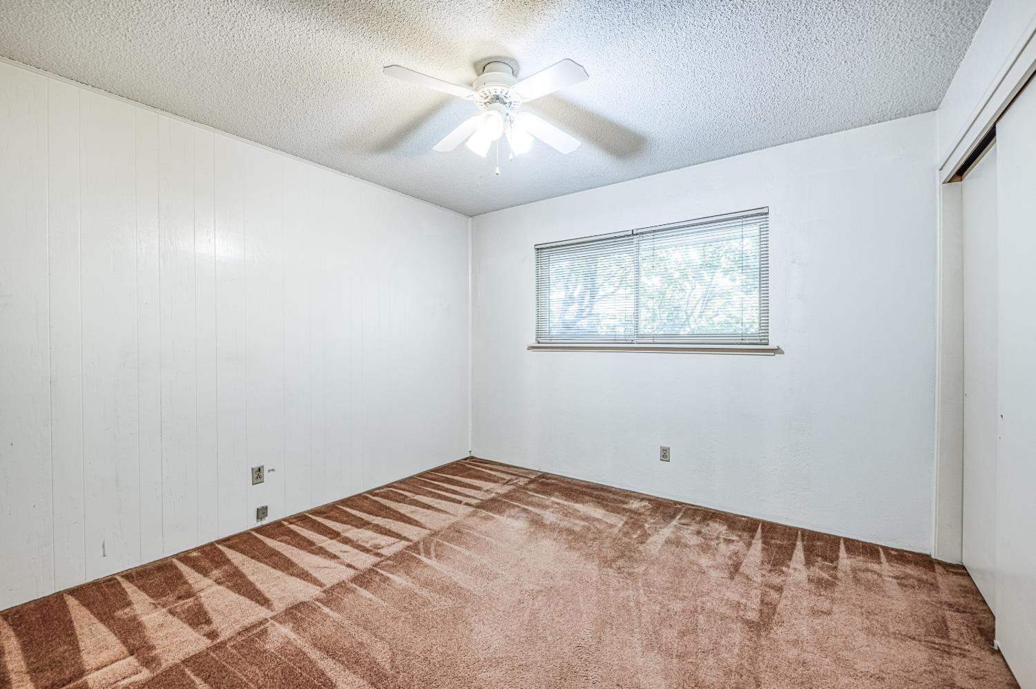 1685 W San Ramon Ave, Fresno, CA 93711