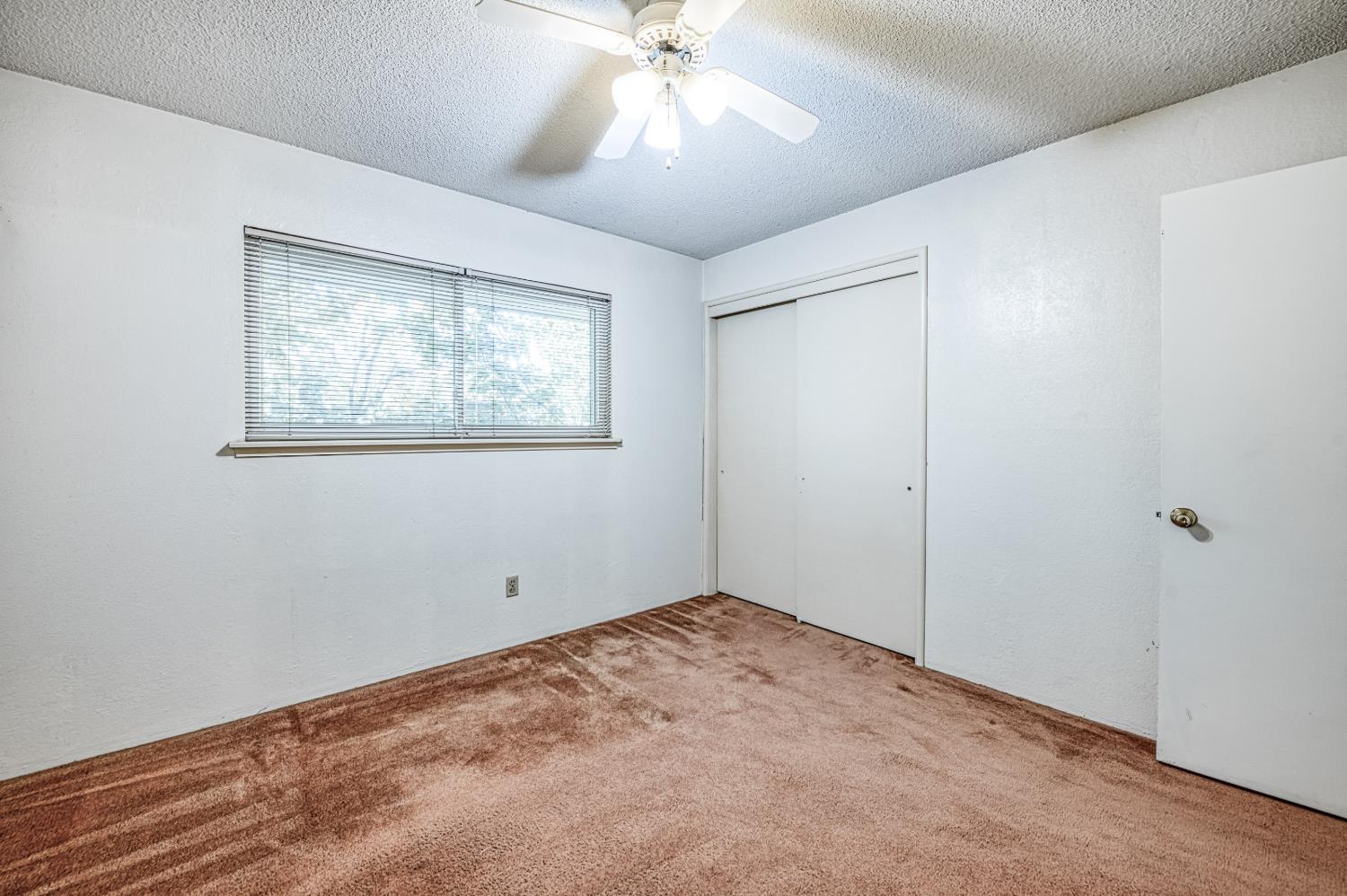 1685 W San Ramon Ave, Fresno, CA 93711