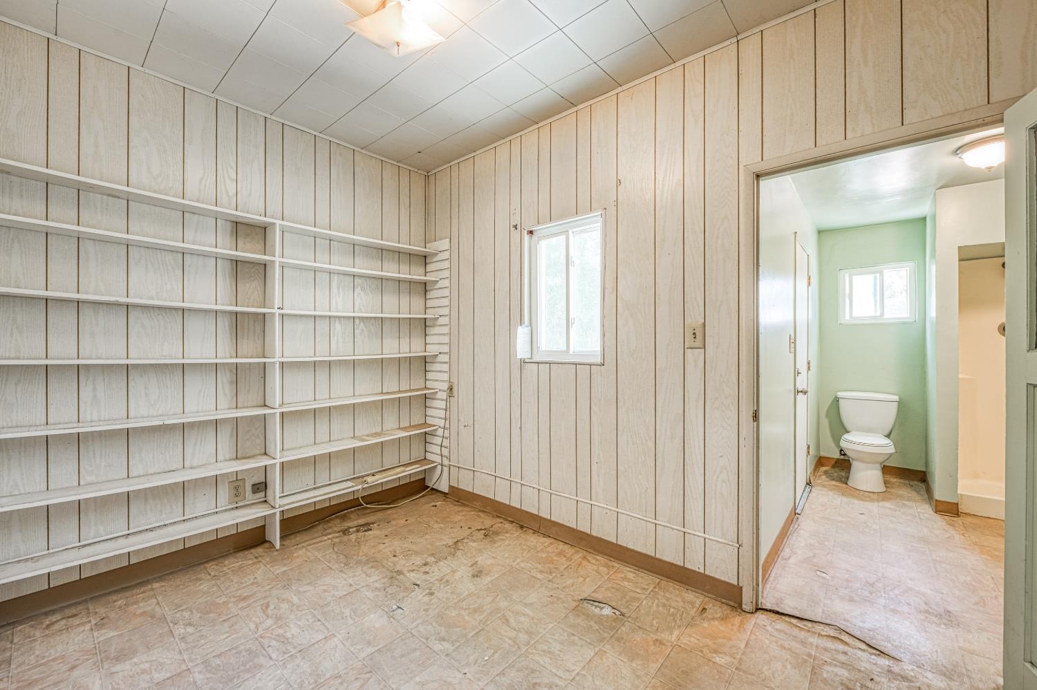 1685 W San Ramon Ave, Fresno, CA 93711